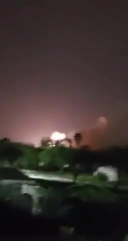 Heavy bombardment of Bushehr