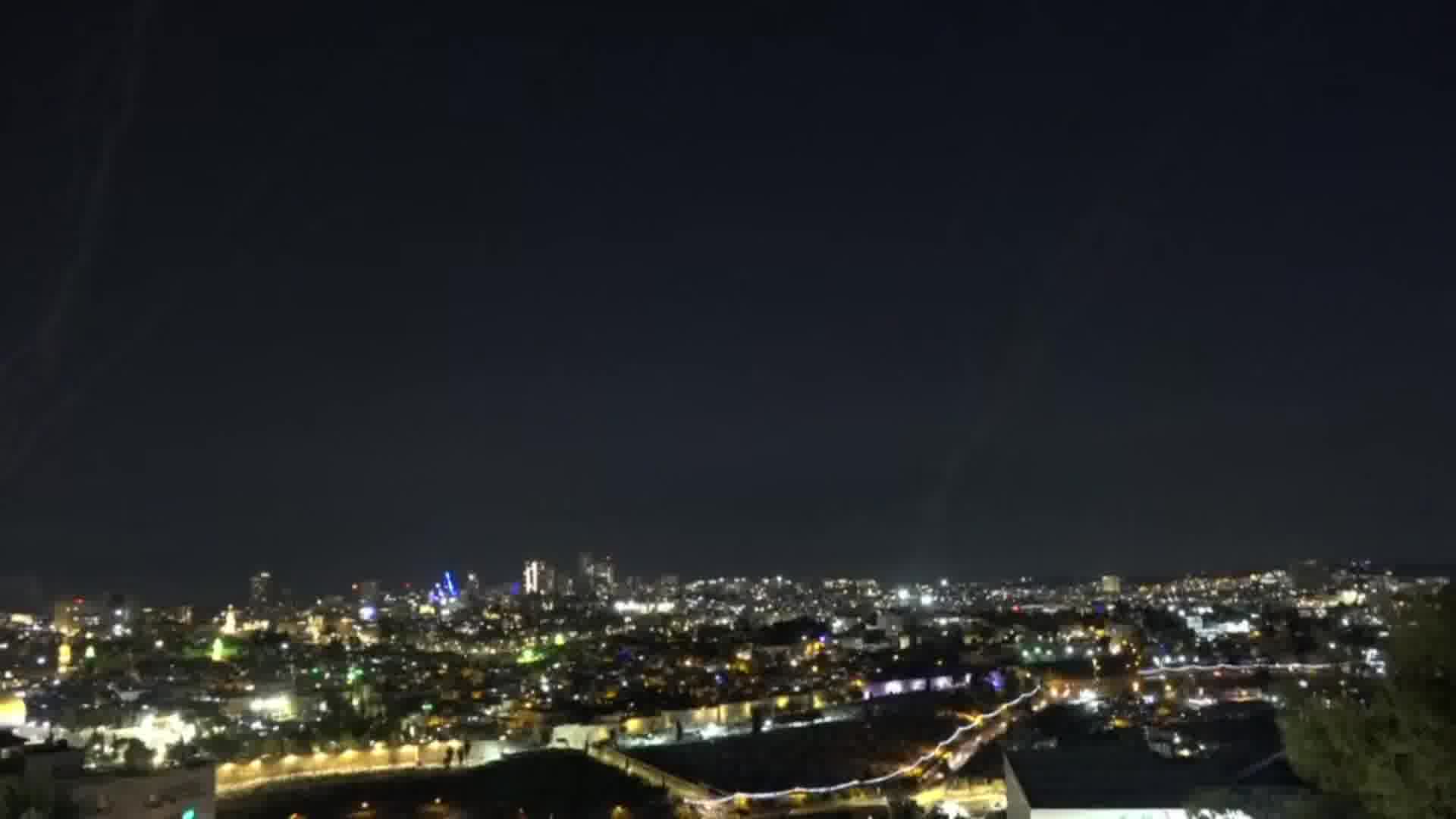 Air raid sirens sounded in Tel Aviv a short time ago and defensive missiles were launched in response to Iran’s latest assault. Smoke was seen rising in the city following a direct impact