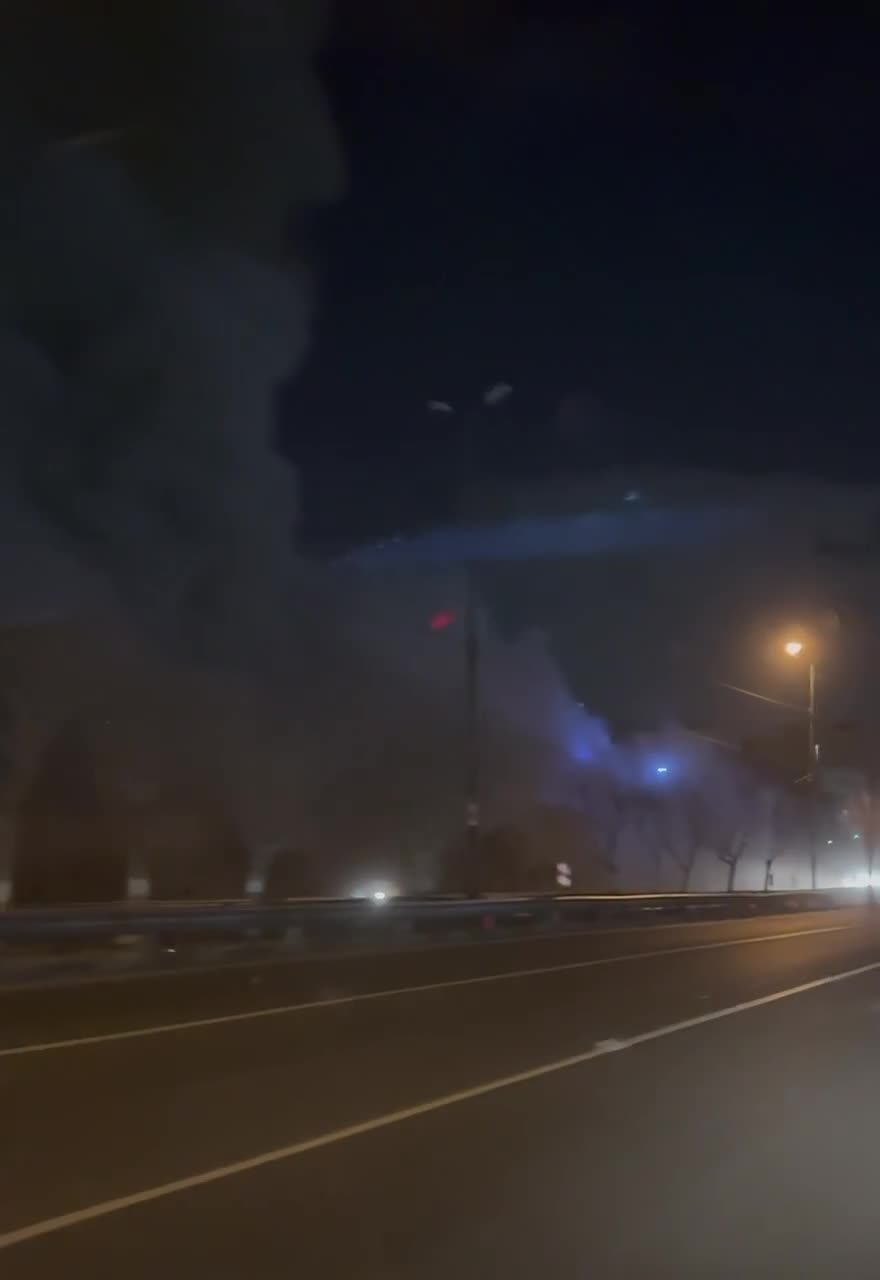 Footage showing strike at IRGC buildings at the Hemmat Highway in northern Tehran 