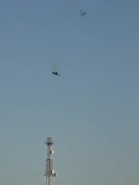 Video shows Kuwaiti air defenses accidentally shooting down a US F-15 fighter jet.