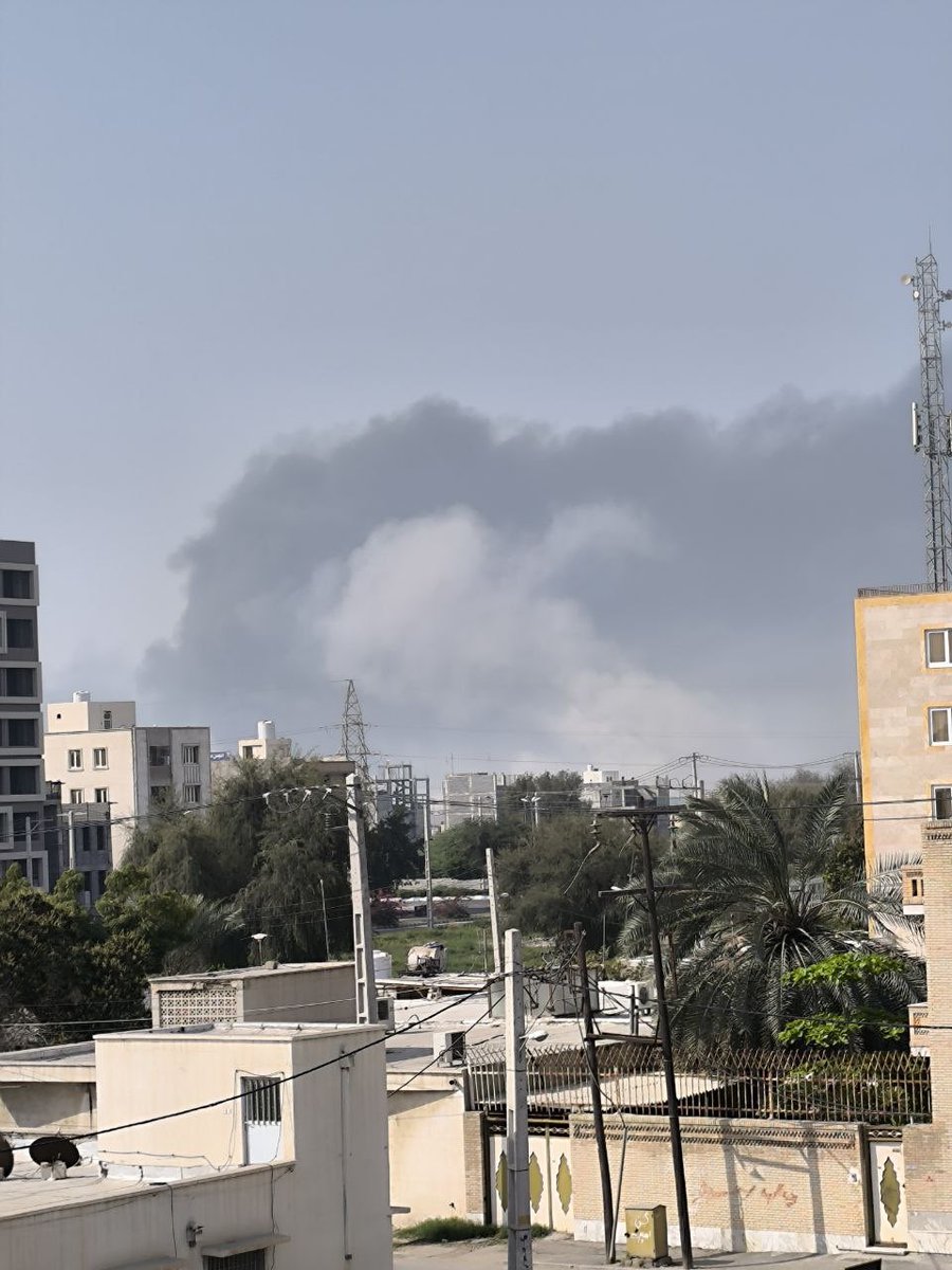 Intense shelling and targeting of the naval bases and vital sites of the terrorist Revolutionary Guard Corps in Bandar Abbas