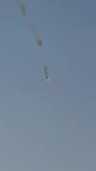 Based on shared footage online, it appears two separate F-15 jets may have crashed — one fully engulfed in flames, the other with fire visible near the right engine only. This could explain Kuwait’s announcement that several jets crashed