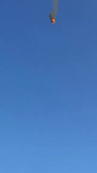 Based on shared footage online, it appears two separate F-15 jets may have crashed — one fully engulfed in flames, the other with fire visible near the right engine only. This could explain Kuwait’s announcement that several jets crashed