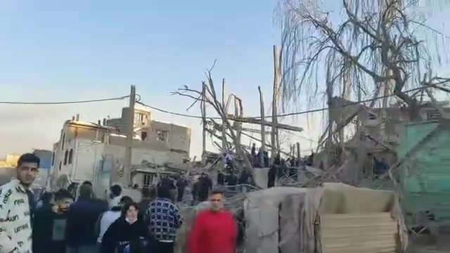 A police station in Sanandaj (Sena) was flattened in an Israeli / US airstrike this morning