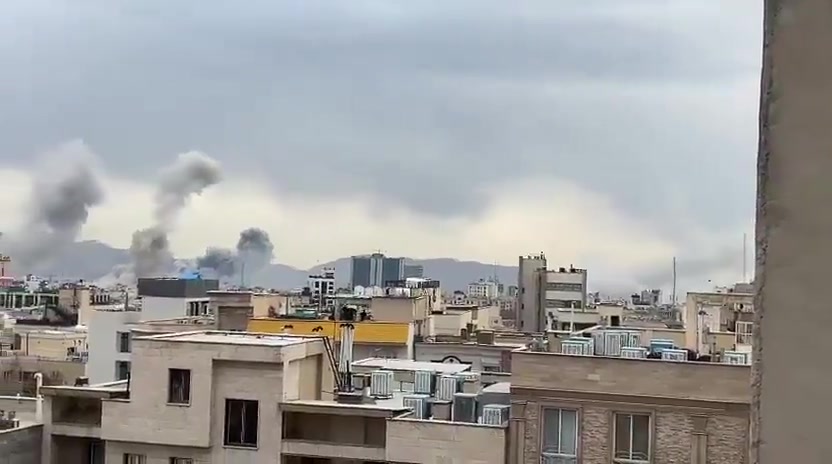 Heavy and continuous bombardment of the capital, Tehran