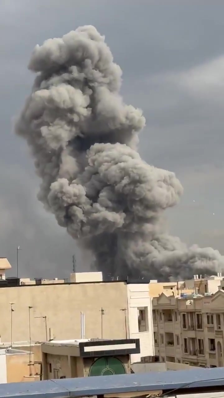 Explosion in western Tehran