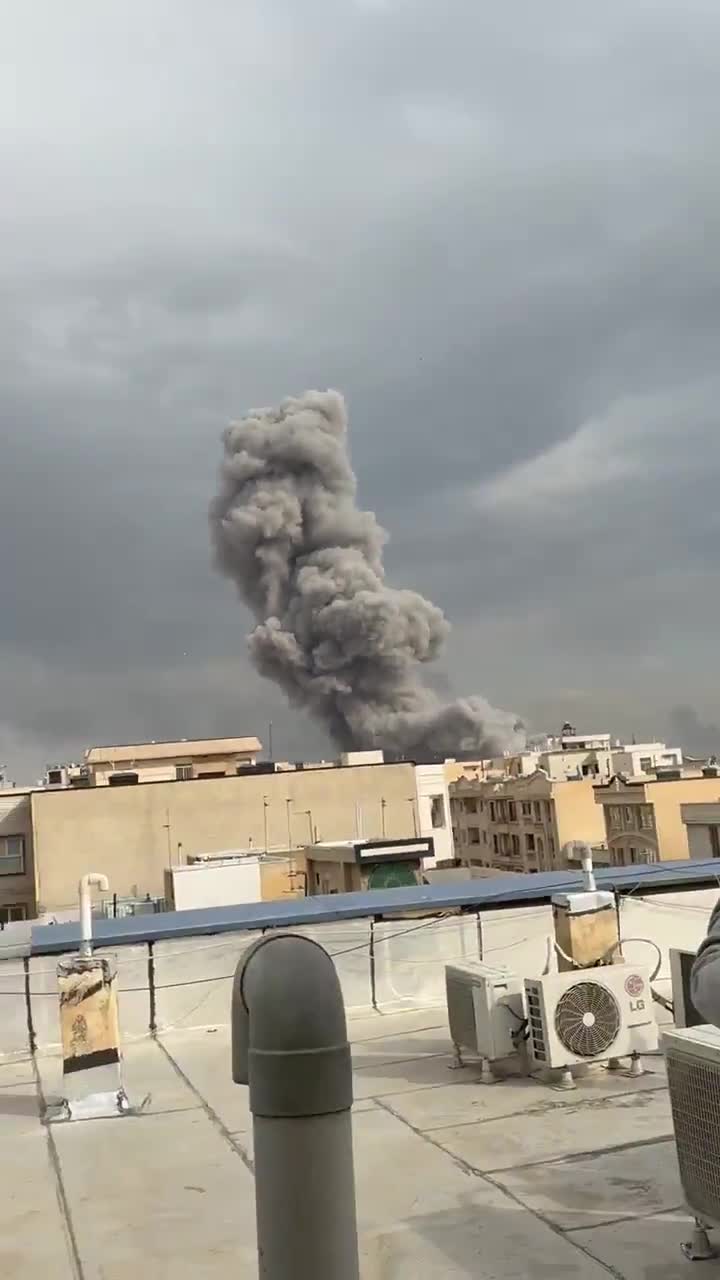 Explosion in western Tehran