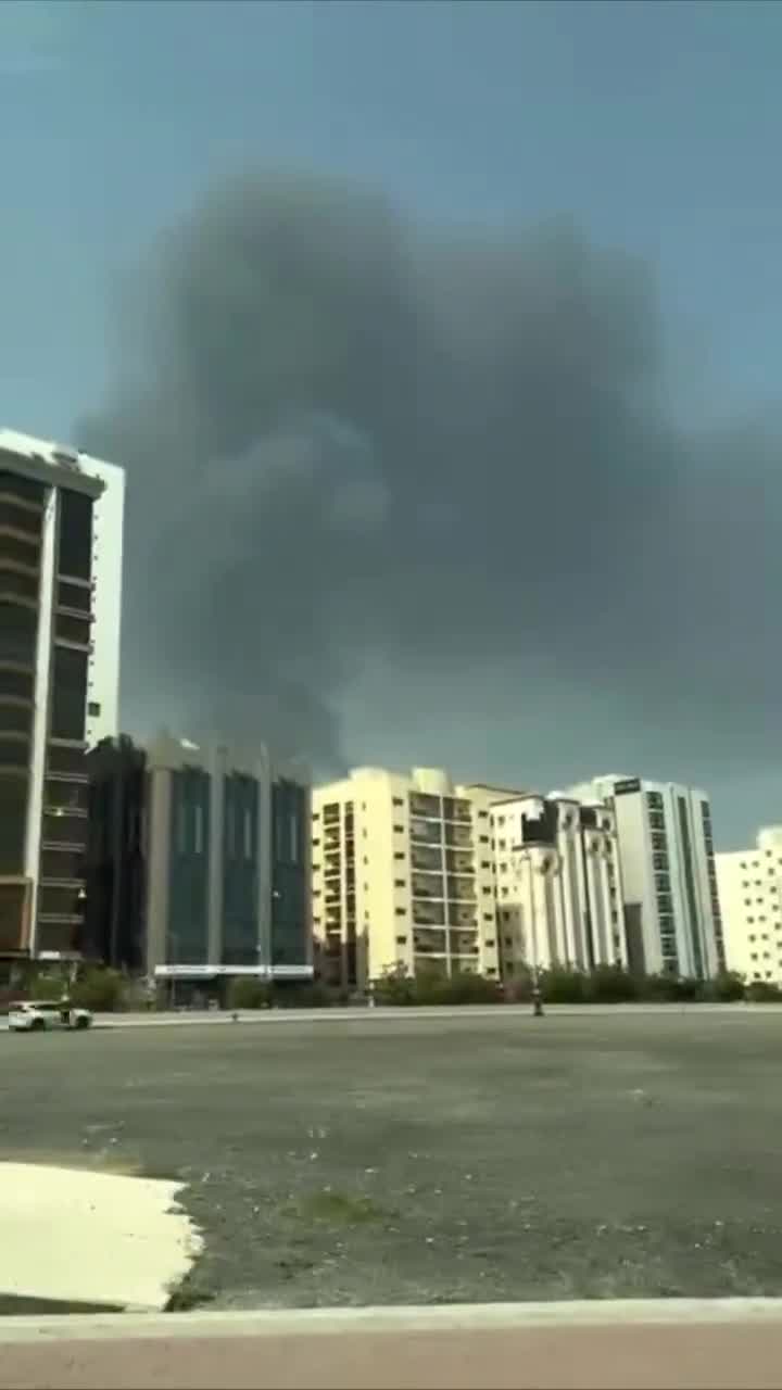 UAE's authorities are dealing with an advanced fire at the port of Fujairah after Iranian attack