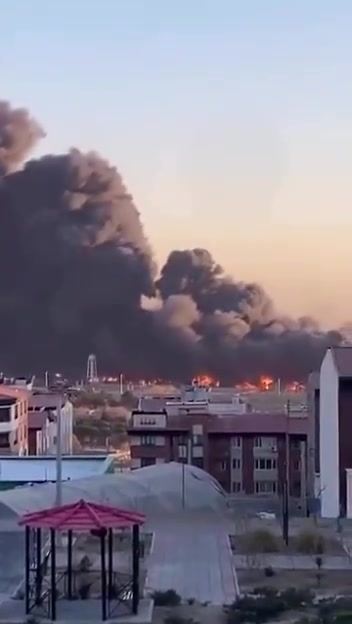 Fire in western Tehran following US and Israeli airstrike.Source: ISNA