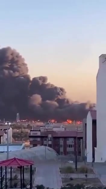 Fire in western Tehran following US and Israeli airstrike.Source: ISNA