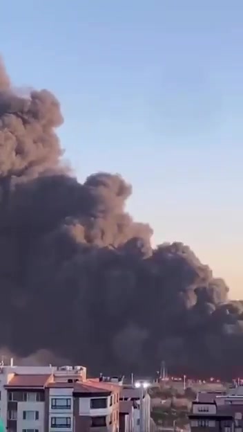 Fire in western Tehran following US and Israeli airstrike.Source: ISNA
