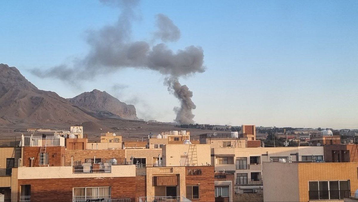 Airstrikes at Isfahan, towards Soffe, at 7 o'clock, Isfahan, twice in the same way, from 6:51 to 7 o'clock, only the sound of fighter jets could be heard, hitting four places and leaving, hitting the surrounding mountains.