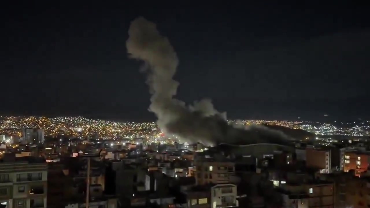 Minutes ago, at 02:15 a.m. local time, the state broadcasting complex in Sanandaj/Sine, Kurdistan Region in Iran, was struck by a missile during a U.S.–Israeli airstrike. The blast was so powerful that windows in several residential homes in nearby neighborhoods were shattered