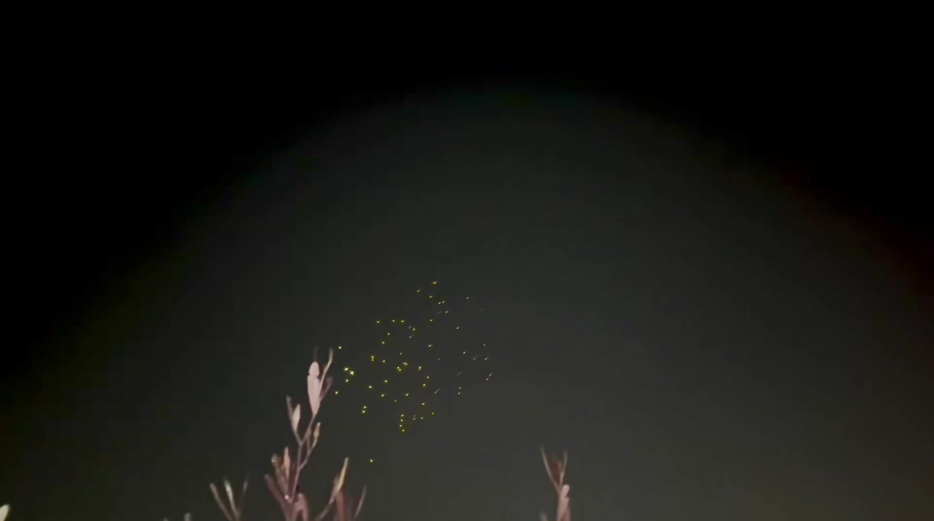 Iranian MRBM attack on central Israel moments ago using a large cluster munition warhead