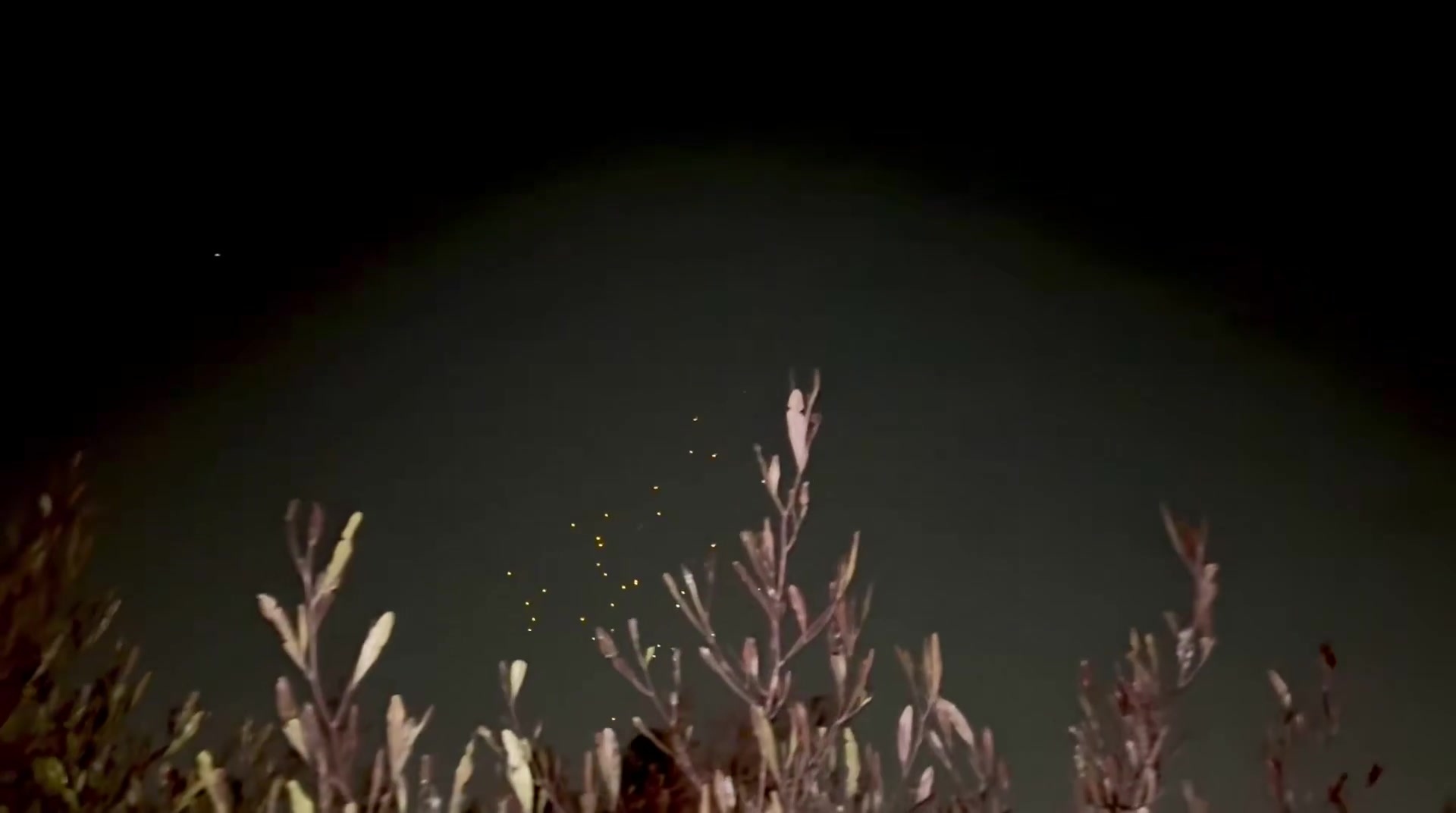 Iranian MRBM attack on central Israel moments ago using a large cluster munition warhead