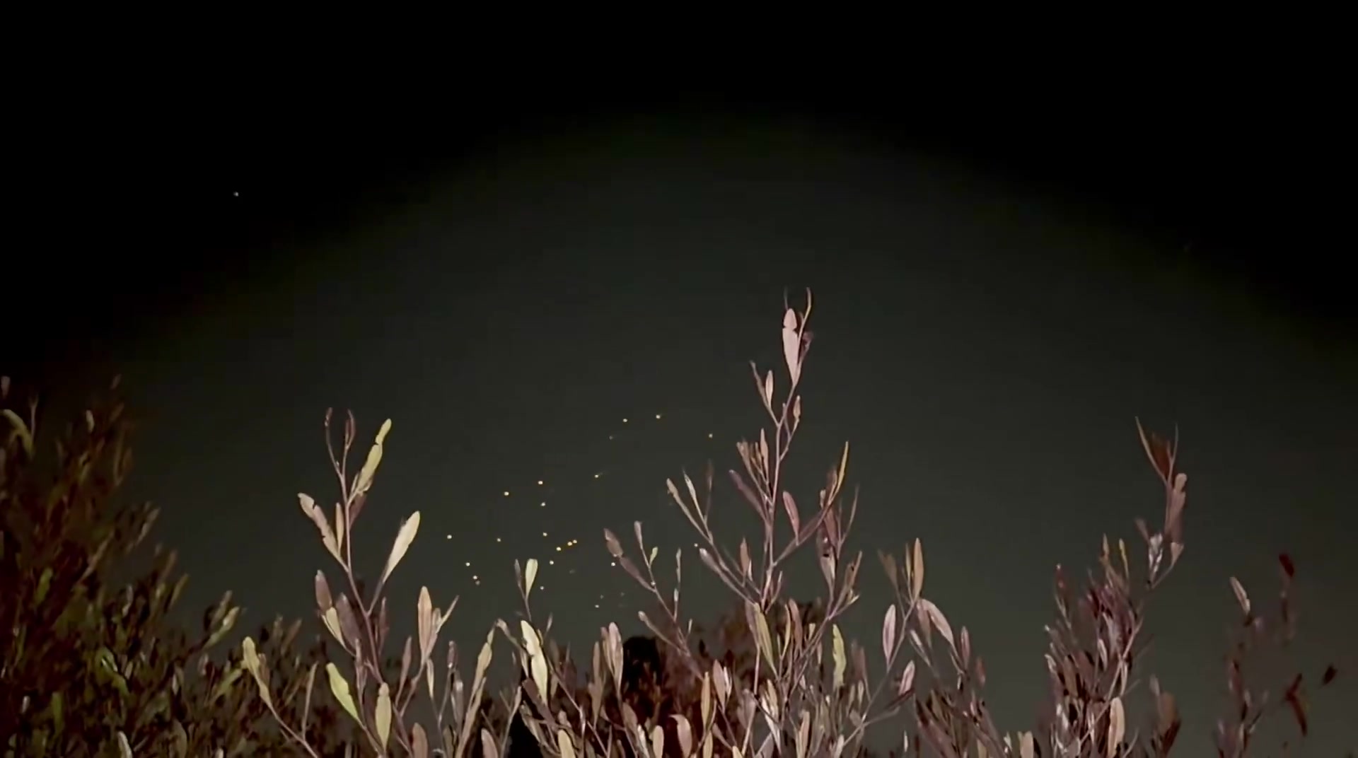 Iranian MRBM attack on central Israel moments ago using a large cluster munition warhead