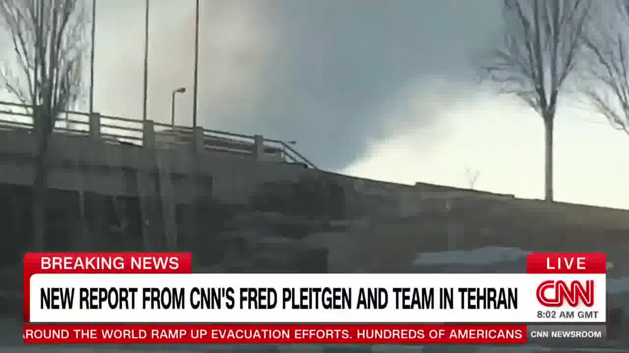 A CNN team of @fpleitgenCNN and @claudiaotto have arrived in Tehran, where heavy airstrikes struck just before dawn. The team heard jets and saw thick billowing smoke. His first report from the capital