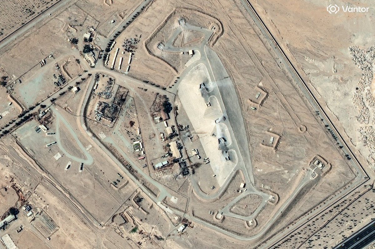 Before/after of strikes on a air defense site, Ghani Abad (غنی‌آباد), southeast of Tehran, as seen on this @vantortech satellite image.