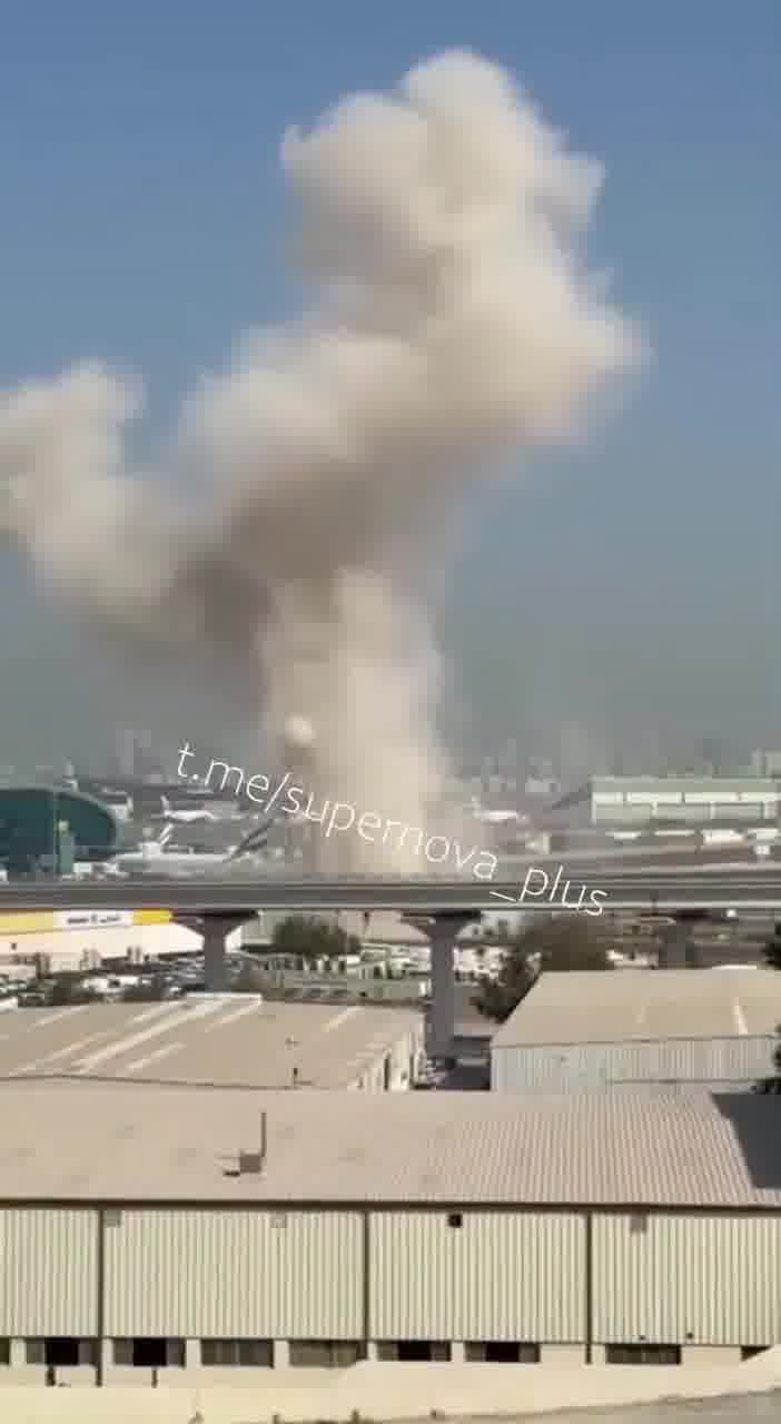 UAE: another Iranian strike hit near Dubai International Airport some moments ago.  Drone engines can be heard just before impact