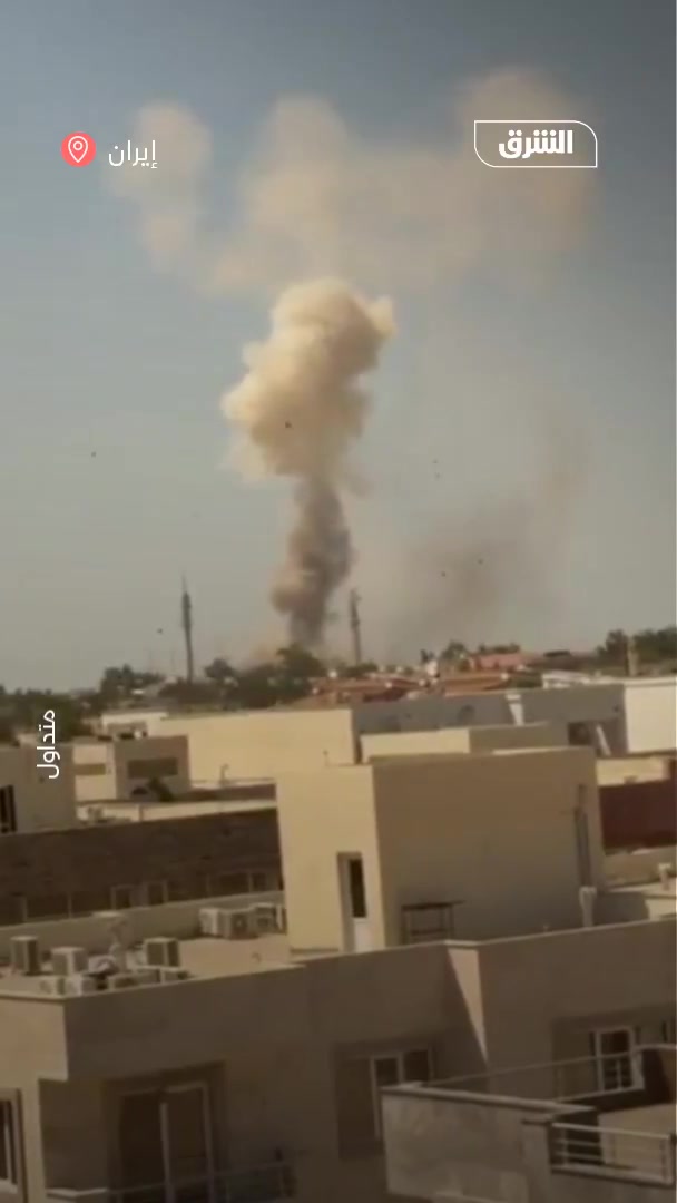 Footage circulating online, which its publishers claim shows airstrikes targeting the vicinity of Kish International Airport and other locations on Kish Island in Hormozgan province, southern Iran.