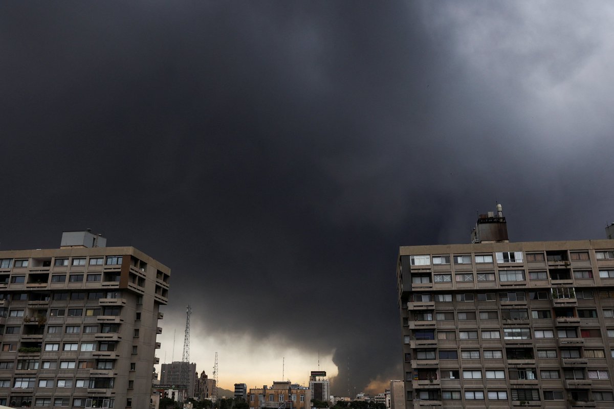 Iran's Meteorological Organization: The darkness in Tehran is caused by a combination of smoke and clouds