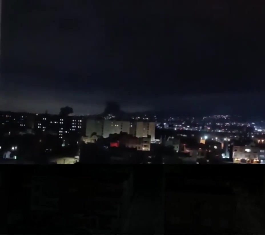 Tuesday, March 10 at 12:14n  Under the radar of the Ferdis Bridge and in front of the oil depot, that is, almost towards Mapna Boulevard and beyond, 12:14 was hit. Towards Ferdis, that is, the western side of Mallard Road, all electricity was cut off. The blue light also came on for the first few moments. The Vali Salemeh power plant probably suffered a strong pressure surge or one of the main connections was faulty.