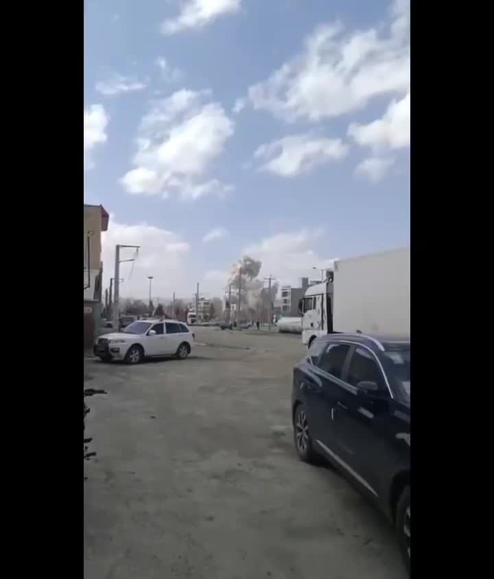 American/Israeli airstrikes against several strategic and military sites in the Kurdish city of Marivan