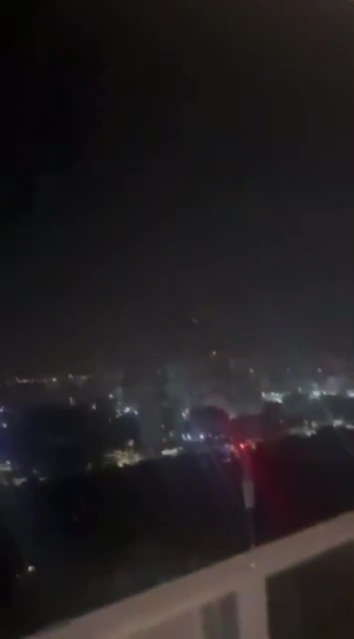 Footage reportedly shows a very close interception of an Iranian missile over Incirlik Air Base in Turkey earlier tonight