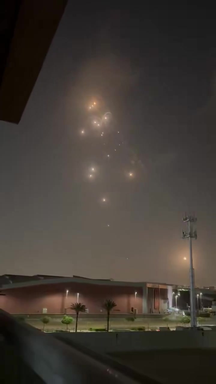Major Iranian missile/drone raid on Dubai reported moments ago, numerous explosions heard as air defenses engaged incoming missiles