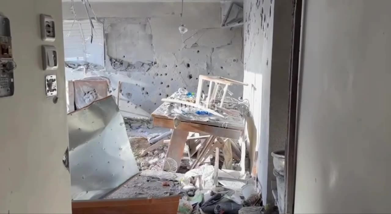 The apartment in Ramat Gan where the couple was found lifeless as a result of the fatal missile strike last night