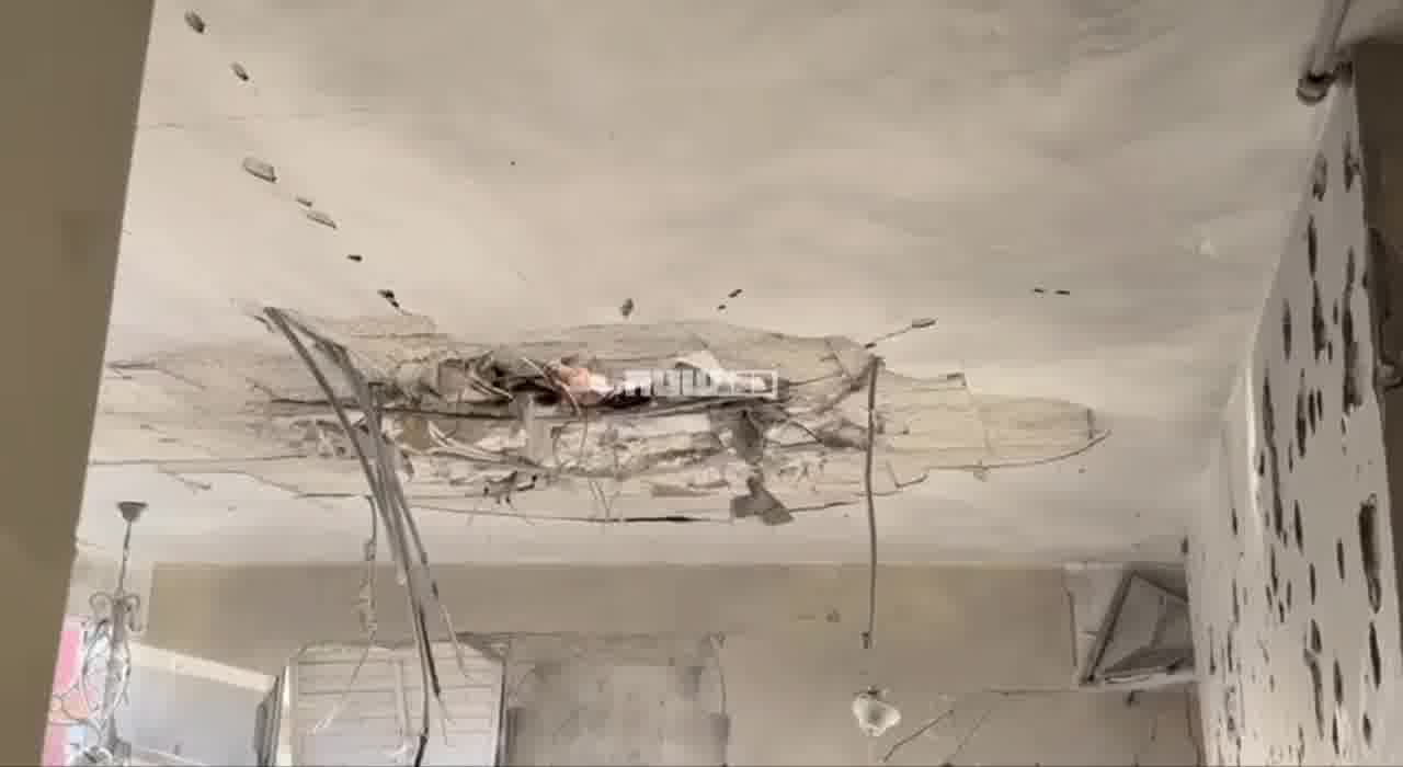 The apartment in Ramat Gan where the couple was found lifeless as a result of the fatal missile strike last night