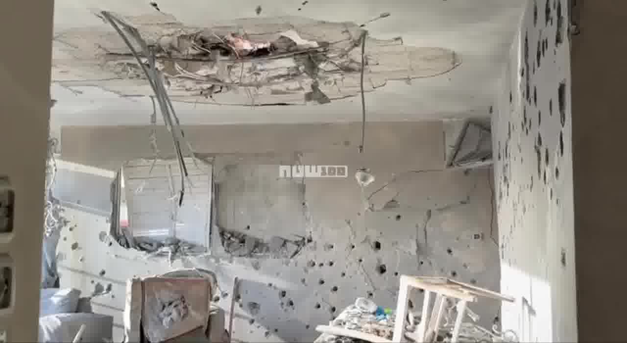 The apartment in Ramat Gan where the couple was found lifeless as a result of the fatal missile strike last night