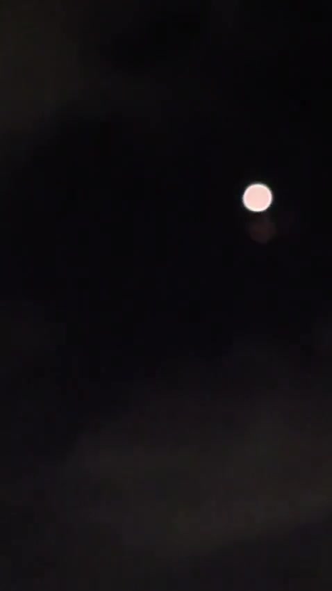 One of the ballistic missiles launched from Iran at northern Israel a short while ago carried a cluster bomb warhead, footage shows