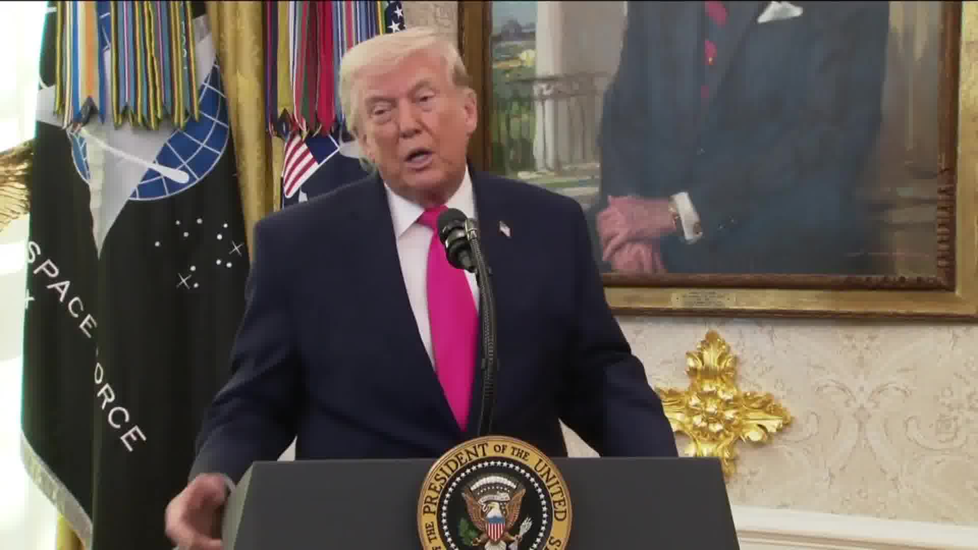 Trump: They (Iran) gave us a present, and the present arrived today. It was a very big present worth a tremendous amount of money. It was a very significant prize, Trump says, adding that it was related to oil and gas