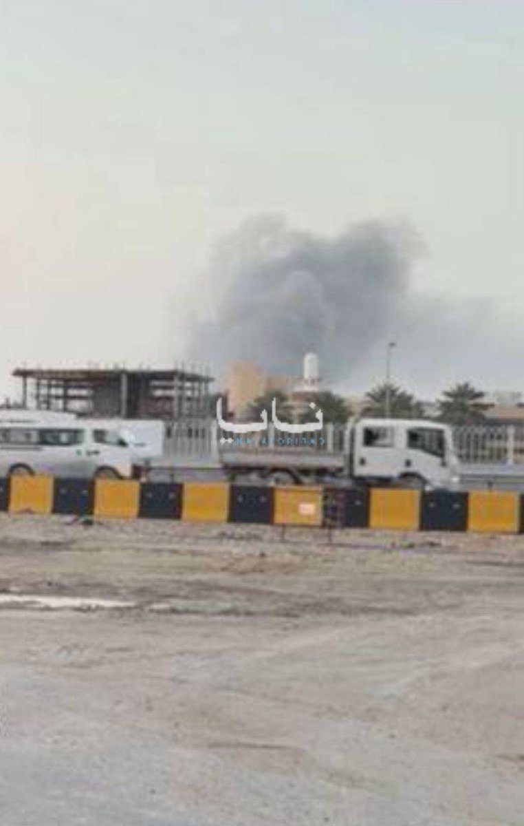 Fires reported in Bahrain as smoke rises over Hamala. Images circulating online show thick black smoke rising over western Bahrain, with multiple plumes visible across the Hamala area. Bahrain’s interior ministry says it is working to extinguish a fire at a business facility following what they described as an Iranian attack. Footage suggests an active blaze in a built-up area, though the exact site remains unclear
