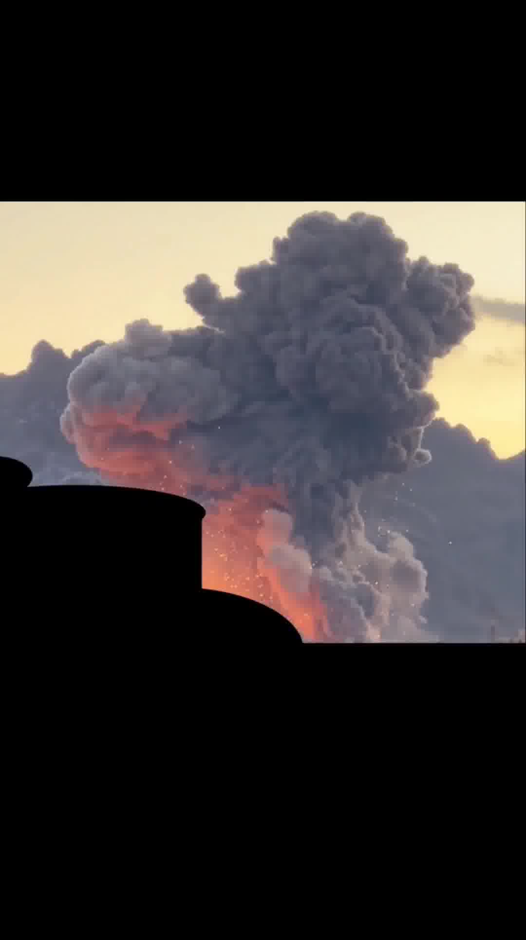 Aftermath of U.S. or Israeli strikes on another artillery ammunition depot near Isfahan, Iran. The area reportedly hosts massive artillery stockpiles, as two Iranian Army ground artillery groups are based there