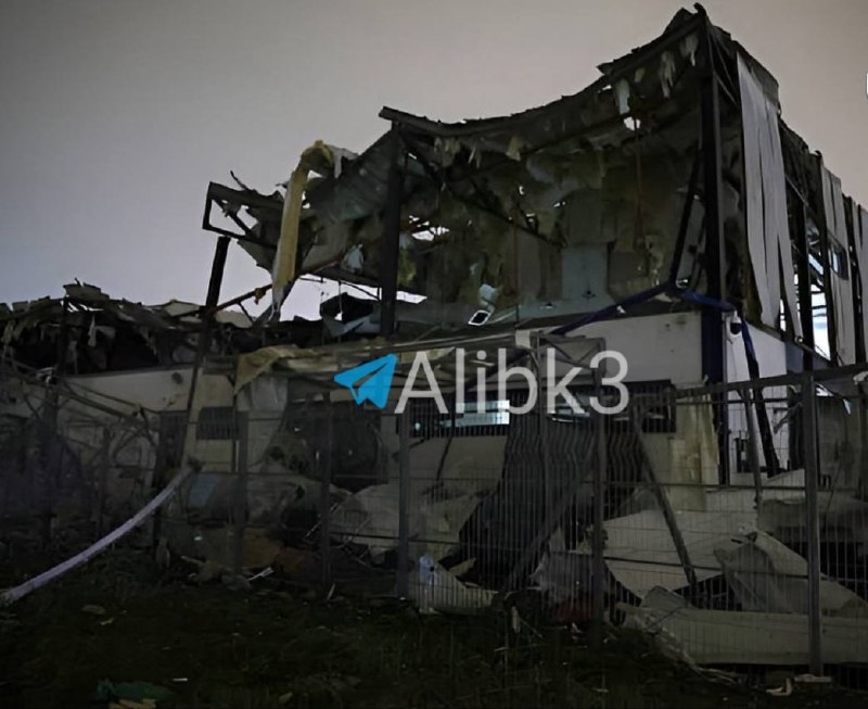 Extensive damage in Petah Tikva, near Tel Aviv, due to the recent Iranian bombing.
