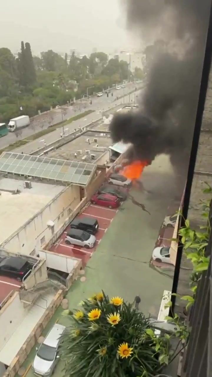 Reports of several crash sites in Haifa and Kiryat Ata following a cluster missile from Iran; MDA: Minor injury in Kiryat Ata