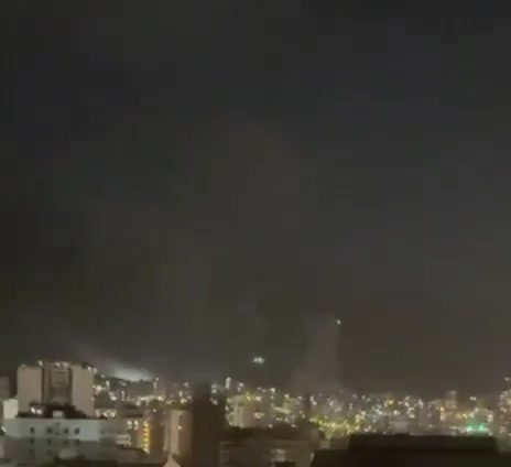 Ataques aéreos en Karaj, Irán