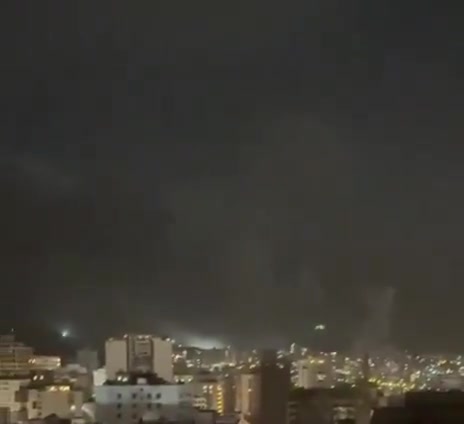 Ataques aéreos en Karaj, Irán