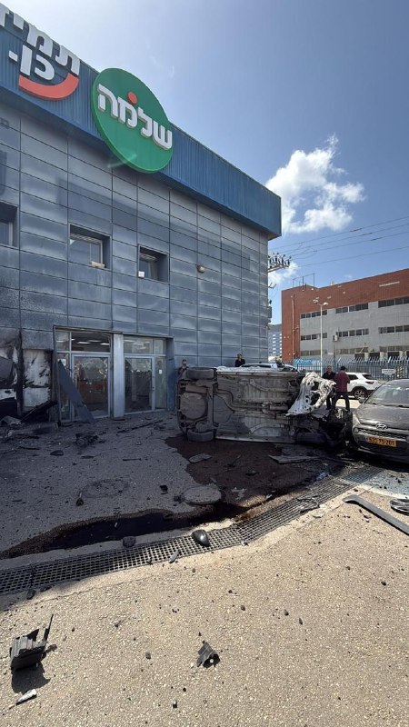 Damage in Petah Tikva