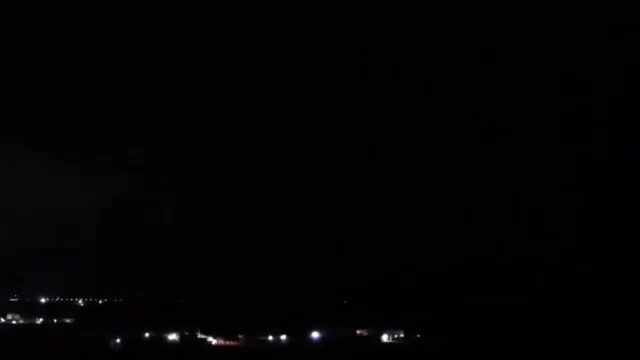 伊朗伊斯法罕省纳杰夫阿巴德市维拉沙尔地区附近发生爆炸。