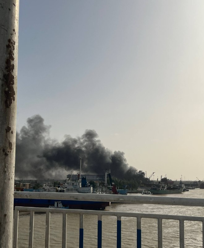 Earlier @ 1300Z - Multiple explosions at Shahid Mousavi shipyard in Khorramshehr. Heavy damage reported