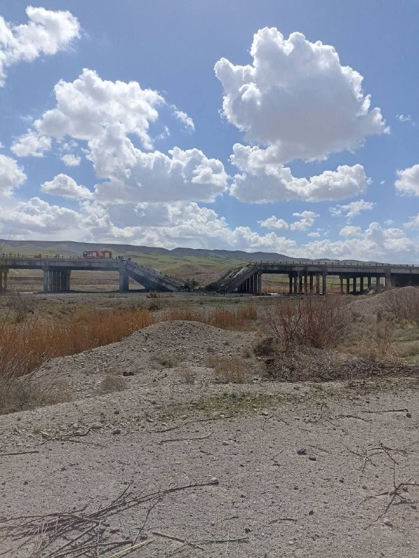 One of the bridges in Tabriz, damaged by the Israeli strikes against the city.