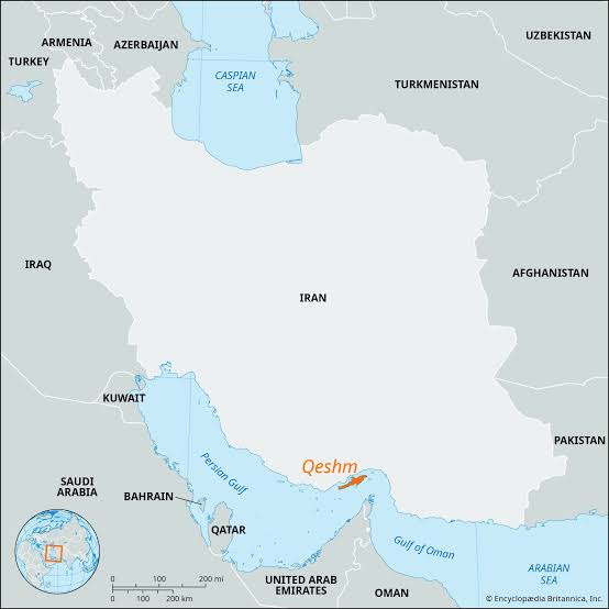 Video of Air Defense Activity over the Iranian island of Qeshm tonight. Likely agianst drone/s