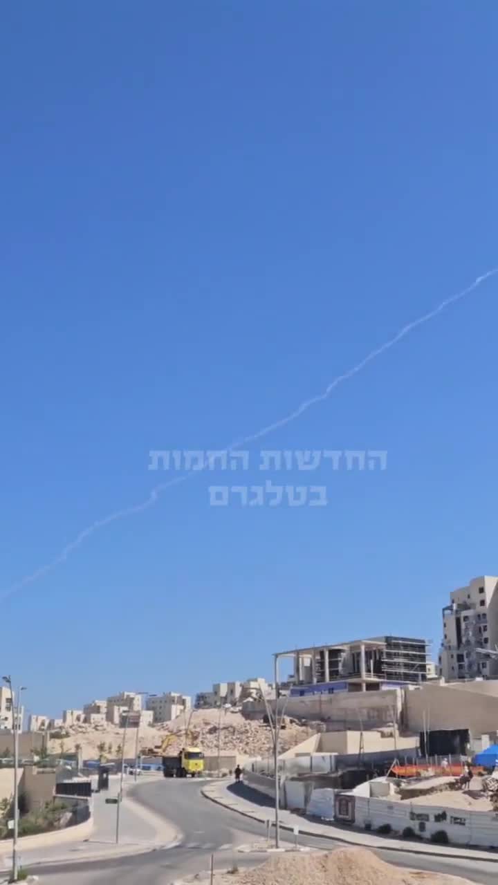Ballistic missile interceptor seen launching from Central Israel during the recent wave of missiles launched by Iran