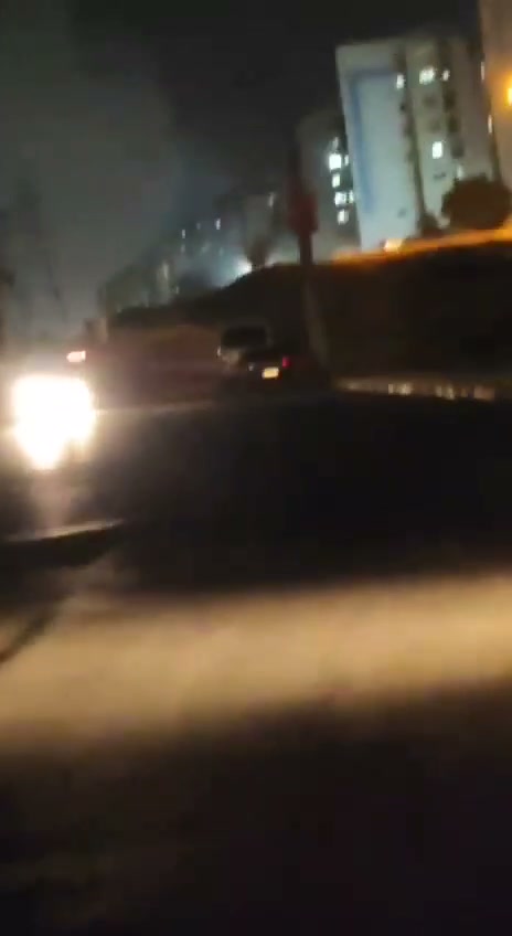 Power outage in Bandar Abbas and the bombing has intensified.